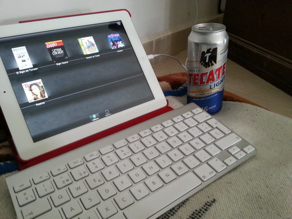 iPad + teclado bluetooth