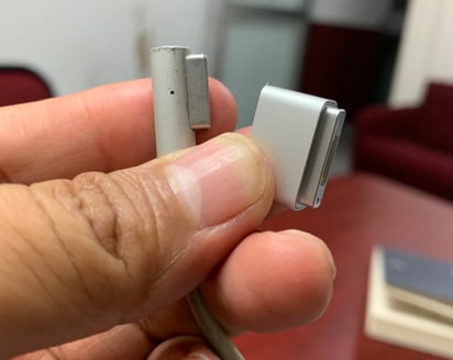 Adaptador de magsafe a magsafe 2 y aprovechar el viejo cargador de Mac