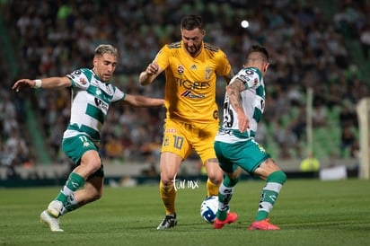 Fotos del Santos Tigres J06C2020