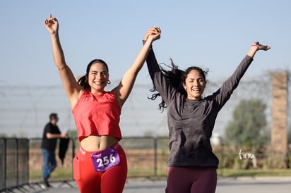 Carrera Women on the move